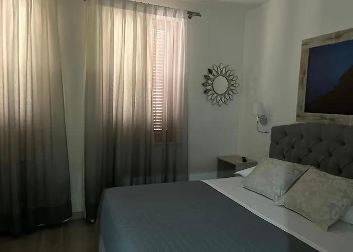 Dolce Dormire 4* קאסטיגליונה דל לאגו